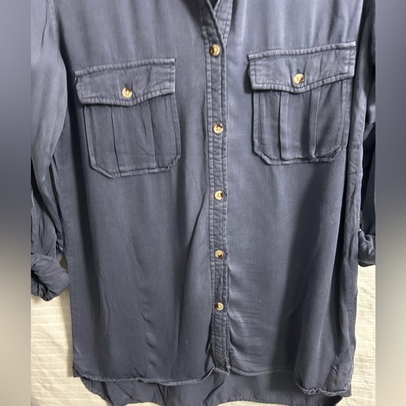 Harper Francesca's Blue Button Down Long Sleeve Viscose Roll Tab Sleeve Medium - Picture 3 of 7